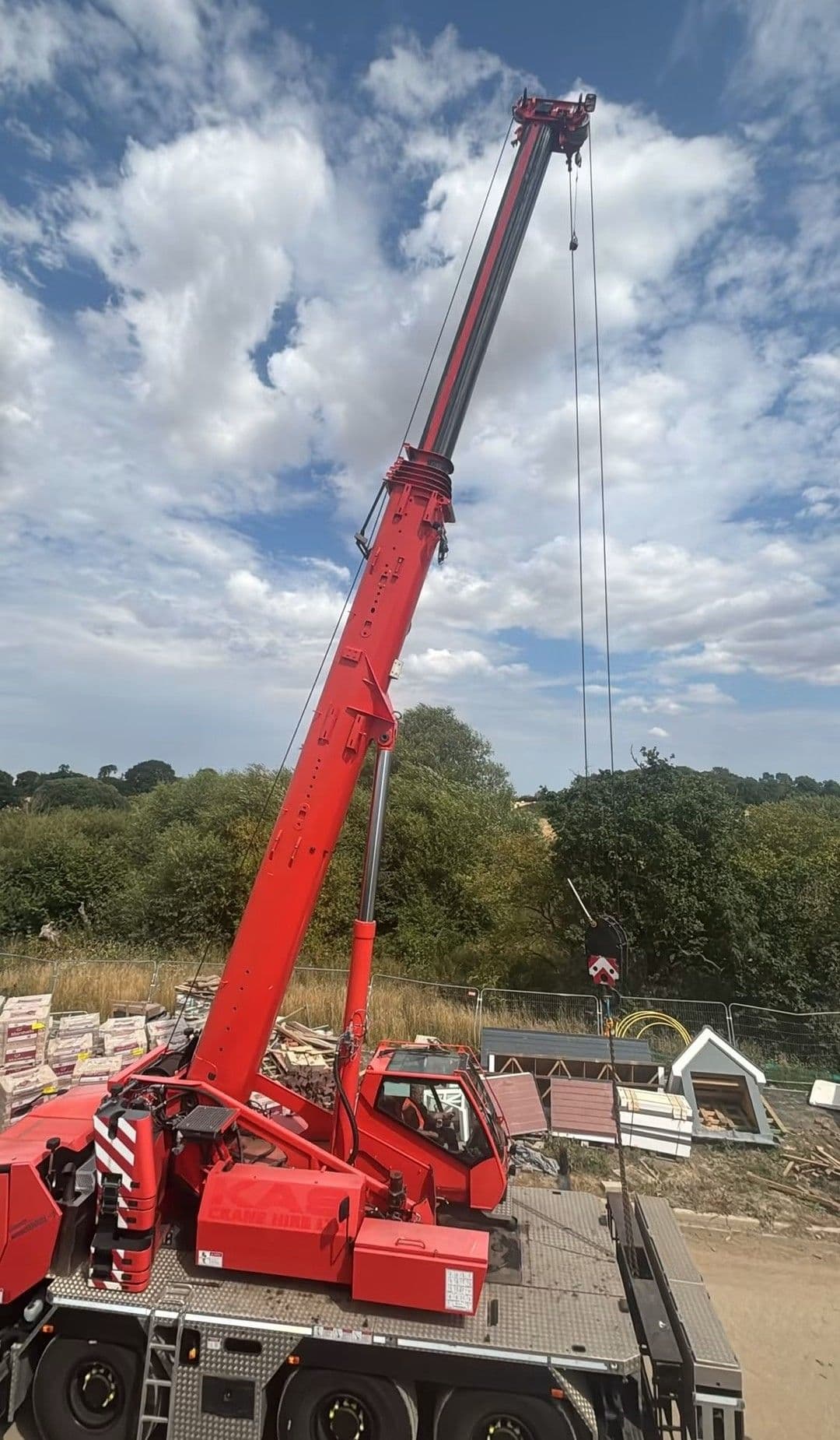 Grove GMK3060L Crane