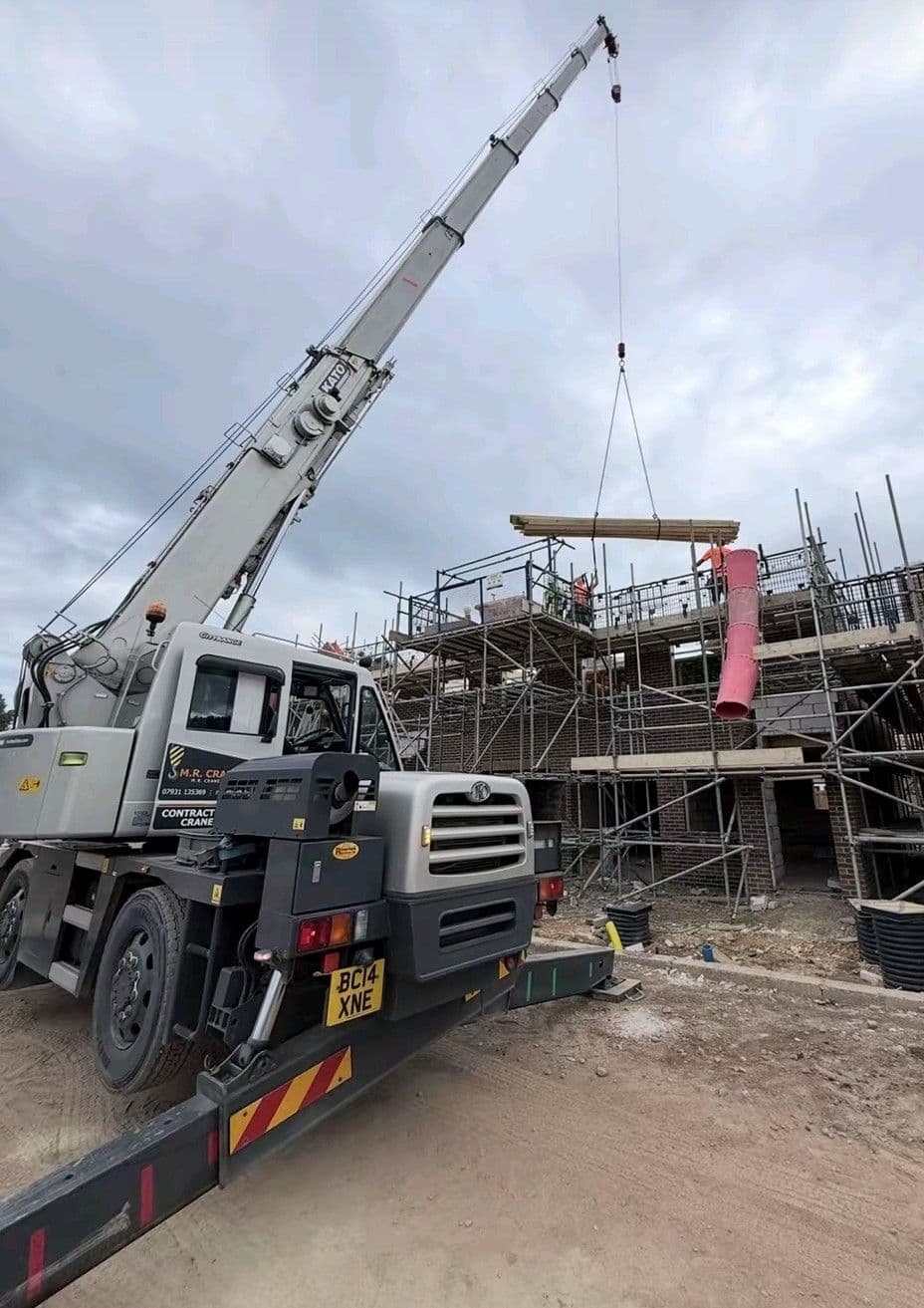 Kato 13T Crane